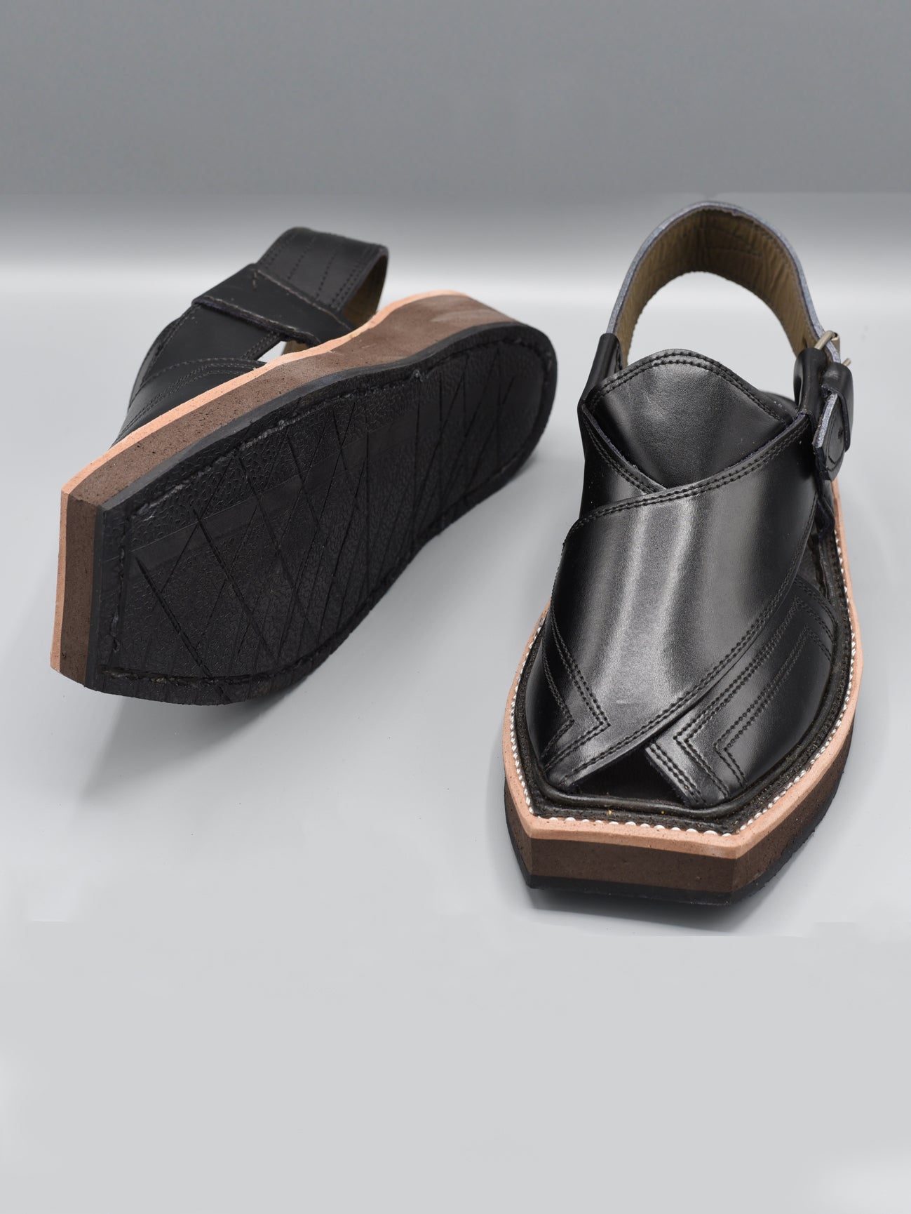 Kaptaan Chappal Black Color